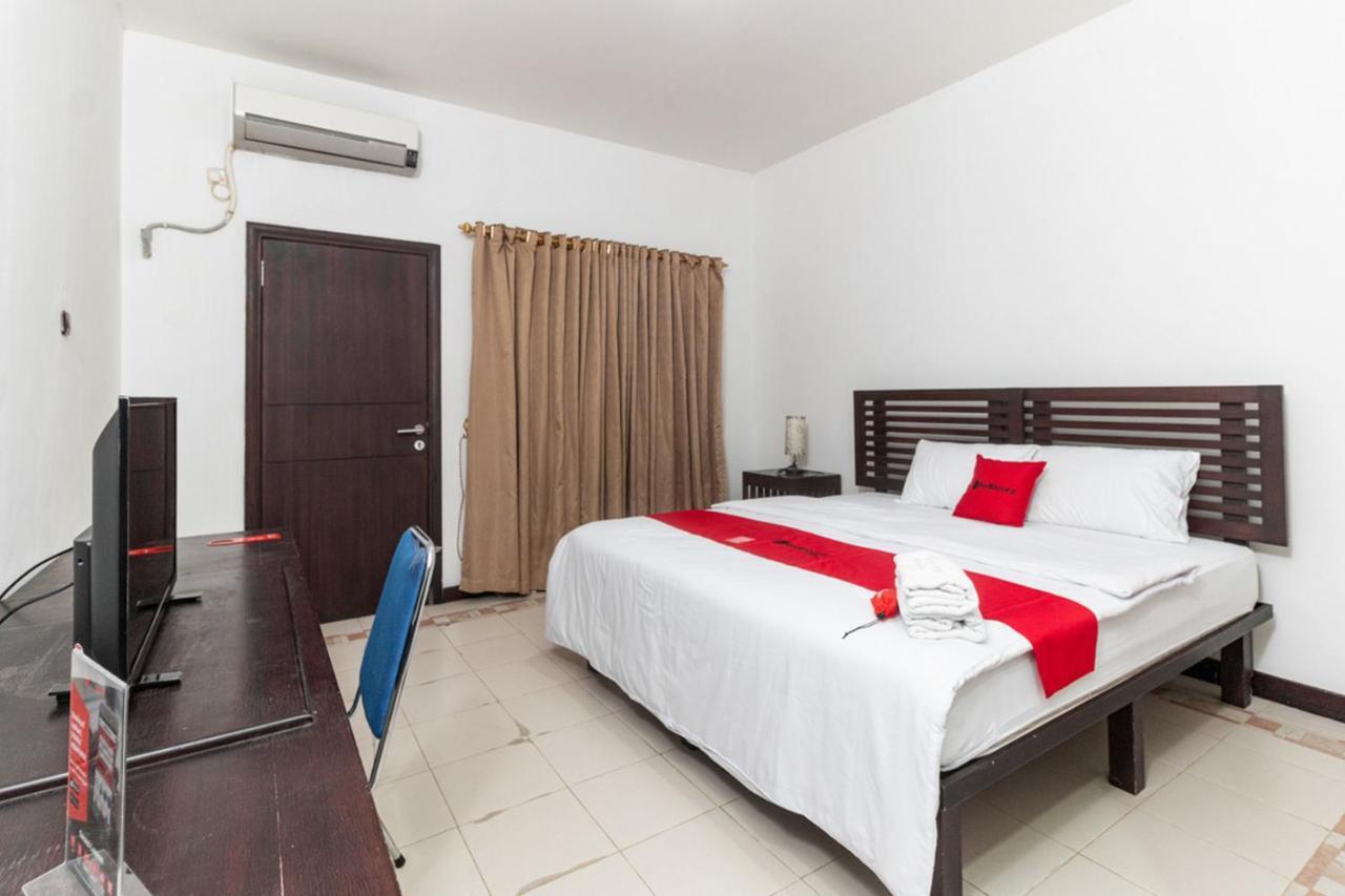 Reddoorz Near Bahu Mall Manado Malalayang Eksteriør billede